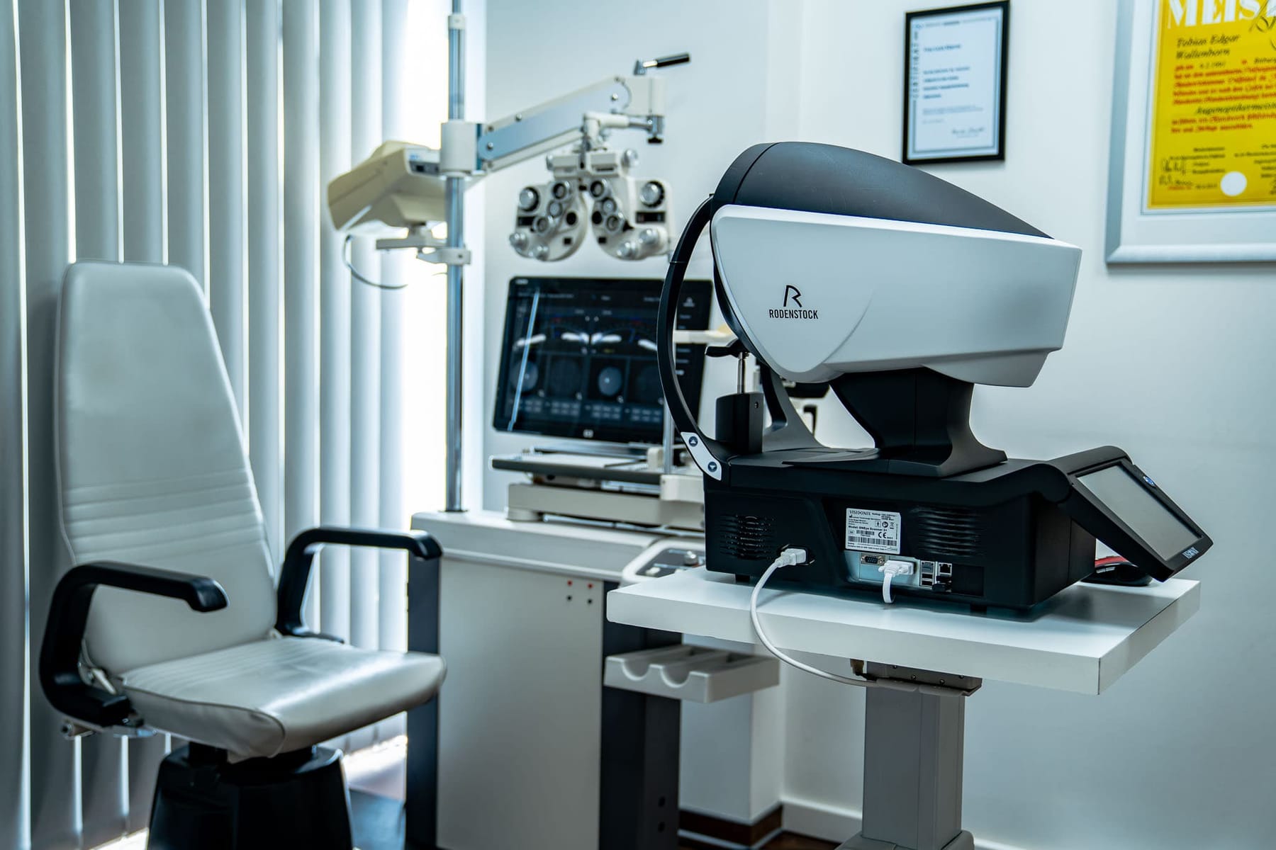 DNEye® Scanner Gerät bei Die Brille Dömer