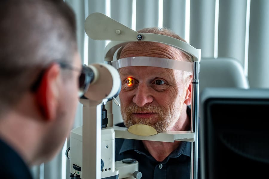 Brillenauswahl bei Die Brille Dömer in Irrel